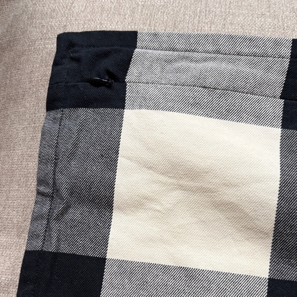 Pottery Barn Black and Ivory Plaid 24x24 Pillow Cover - Picture 3 of 3